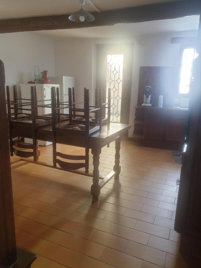 Maison De Village De 98 M2 Typiquement Provencale Pierrevert Экстерьер фото